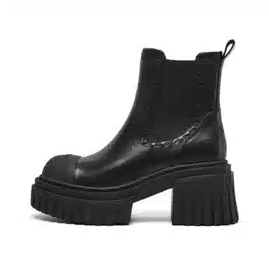 CHERYKALLY Chelsea Boots