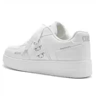 Crayon Shinchan Low Sneakers