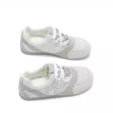 La Chapelle Lightweight Casual Sneakers