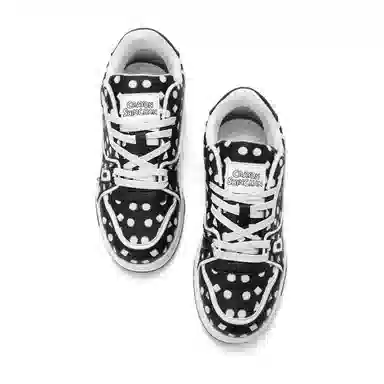 Crayon Shinchan Classic Low Sneakers