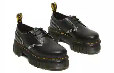 Dr. Martens Quilted 3-Eye Platform Black