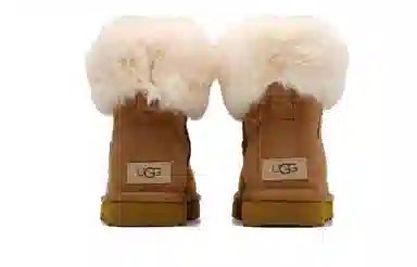 UGG Classic Mini