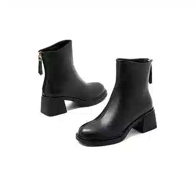 COMELY Sheepskin Short Boots