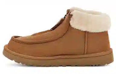 UGG Short Boot