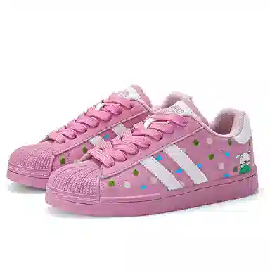 Crayon Shinchan Classic Retro Sneakers