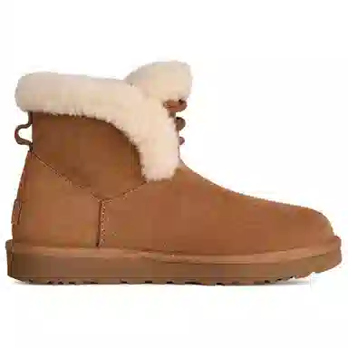 UGG Classic Novelty