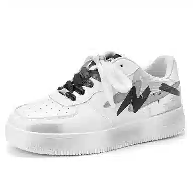 Crayon Shinchan Low Sneakers