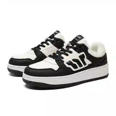 ZHR Classic Low-Top Sneakers