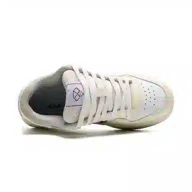 ALI THE FOX Balance Lightweight Low Sneakers