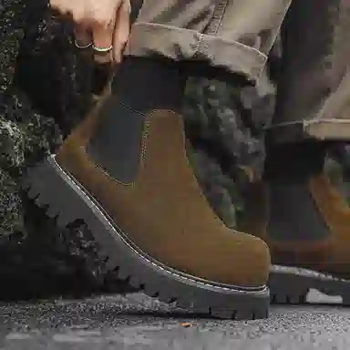 V ZERO FIVE Thick Sole Martin Boots