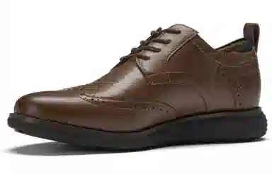 Clarks Classic Leather Casual Brown