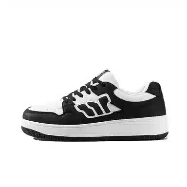 ZHR Classic Low-Top Sneakers