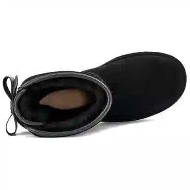 UGG Classic Bailey Black