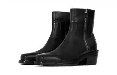 Terra Incognita Square Toe Boots Black