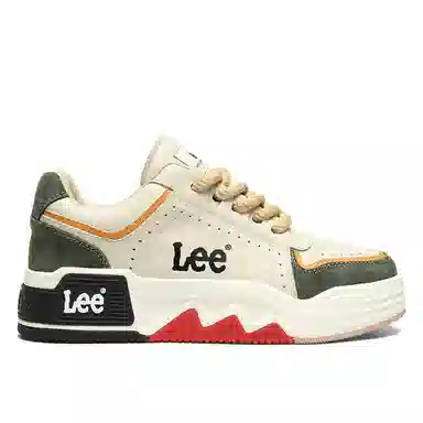 Lee