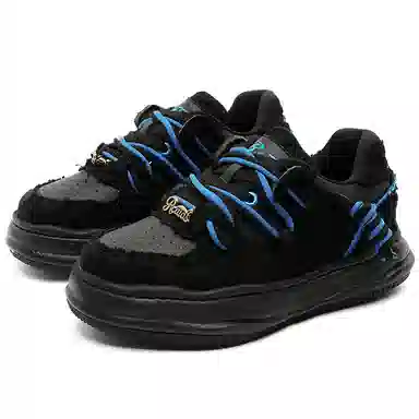 V05 Vintage Low Top Sneakers