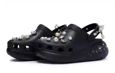 Crocs Classic Clog Black White