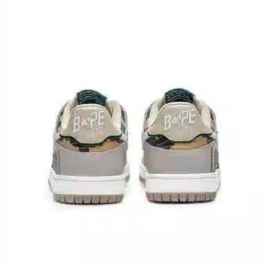 A BATHING APE Bape Camo Low Sneakers