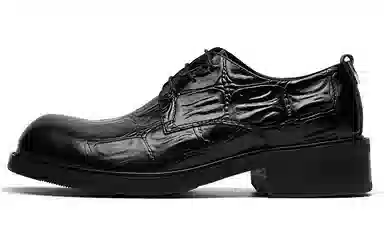 Terra Incognita Derby Black