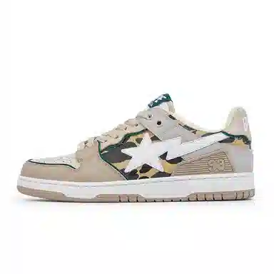 A BATHING APE Bape Camo Low Sneakers