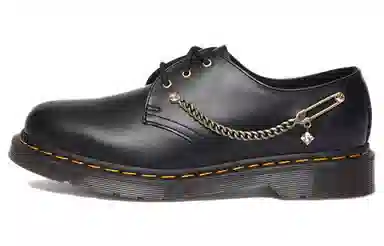 Dr.Martens