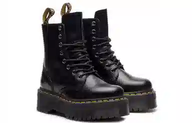 Dr. Martens Jadon Black