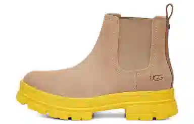 UGG Ashton Chelsea Boot Sand