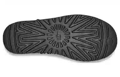 UGG Classic Short Black