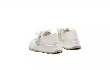 BELLE Low Top Sneakers