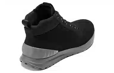 Ecco雅跃轻巧系列