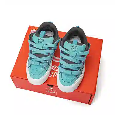 MINISO Retro Low-top Sneakers