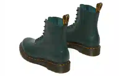 Dr. Martens 1460 Pascal Virginia