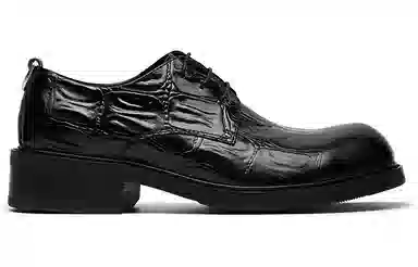 Terra Incognita Derby Black