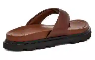 UGG Causal Thong Sandal Cognac