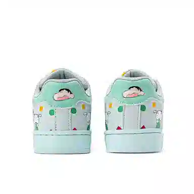 Crayon Shinchan Classic Retro Sneakers