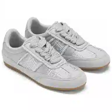 ROSESTUDIOBYGUOPEI x 73Hours