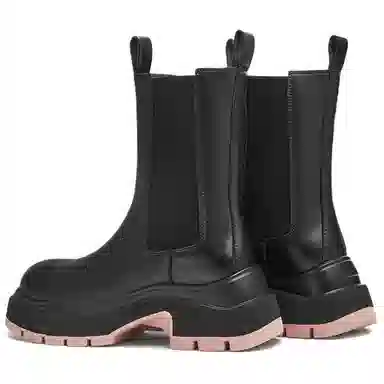 Tata Chelsea Boots Black