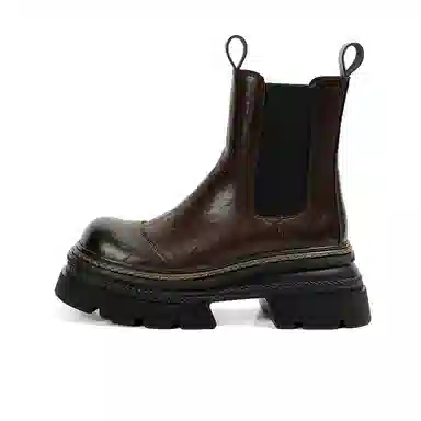 Countess Cat Chelsea Boots