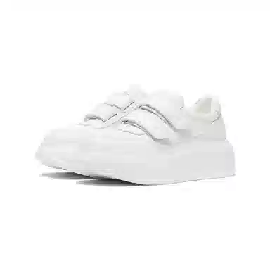 Coup De Foudre Low Top Sneakers
