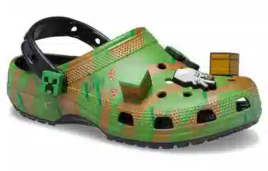 Crocs x Minecraft Green Slides