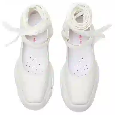 Daphne Mary Jane 5.5cm