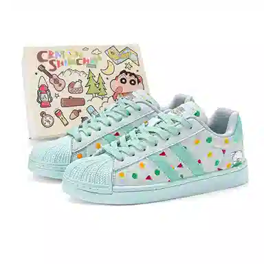 Crayon Shinchan Classic Retro Sneakers