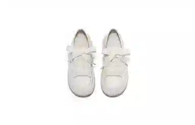 BELLE Low Top Sneakers