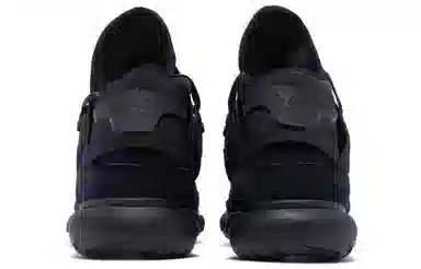 Y-3 Qasa