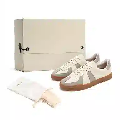 FOOT INDUSTRY Trainers Beige