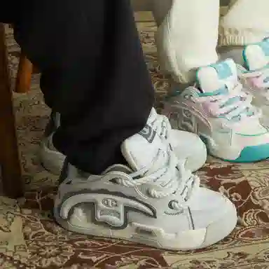 Champion TronSkateV1