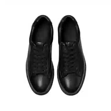 Thom Wills Classic Low-Top Sneakers Black