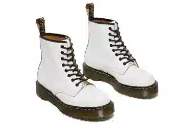 Dr. Martens 1460 White