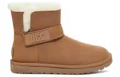 UGG Classic Novelty