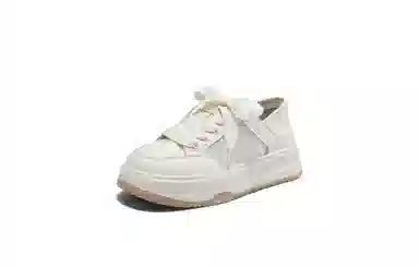 BELLE Low Top Sneakers